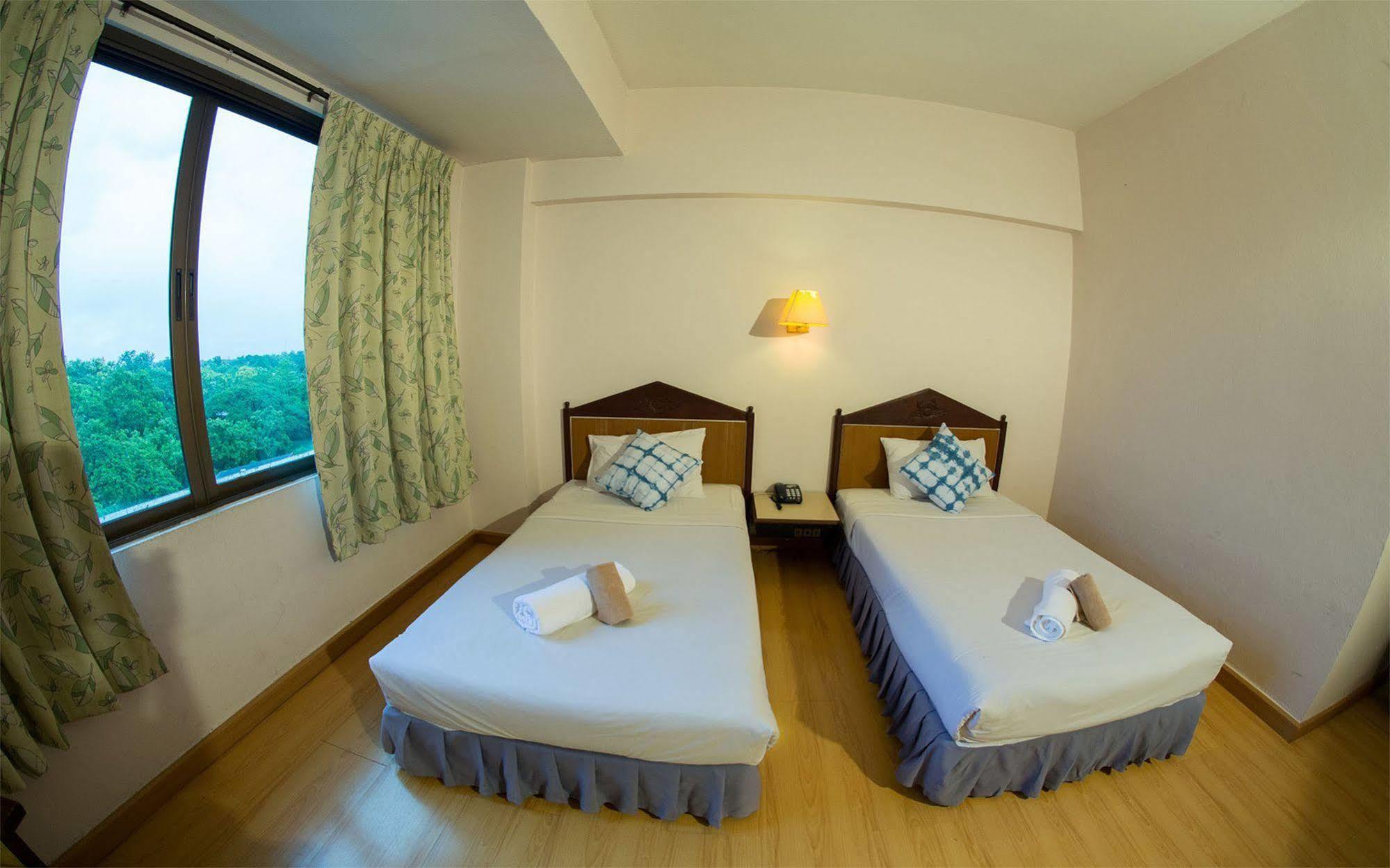 Phrae Nakara Hotel Ngoại thất bức ảnh